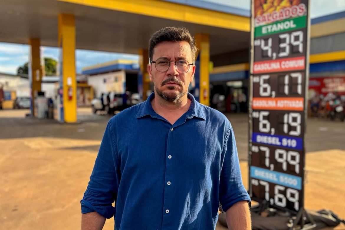 Deputado Arilson destaca ações do Governo Lula para conter alta dos combustíveis e defende reestatização da BR Distribuidora
