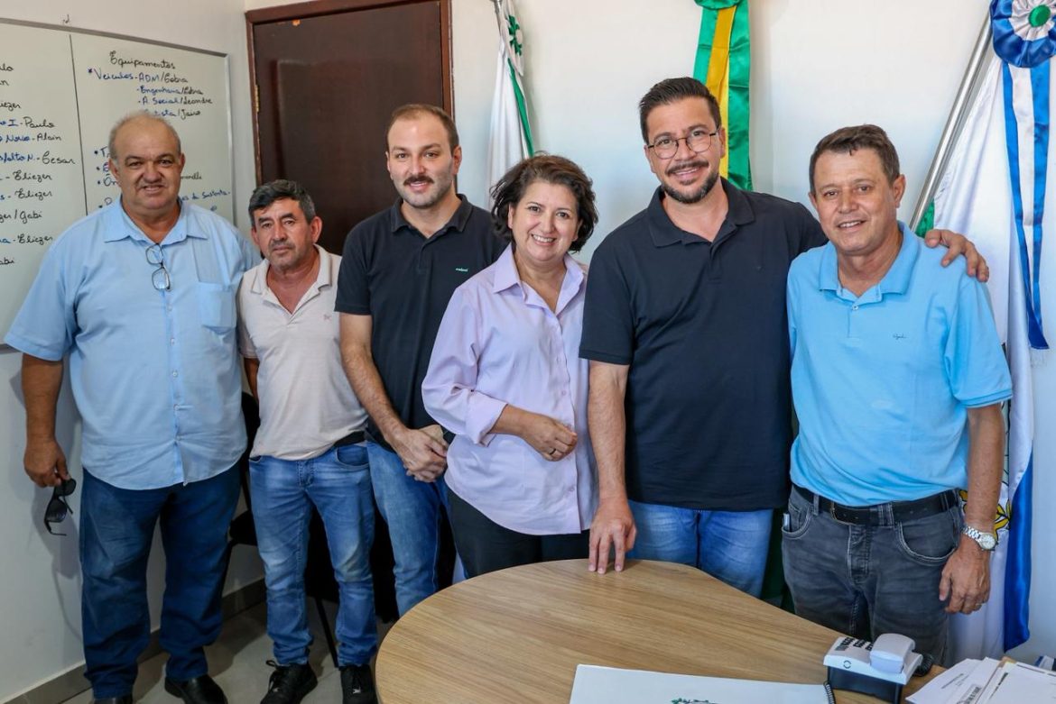 Em Santana do Itararé, deputado Arilson anuncia recursos e participa de encontro com lideranças